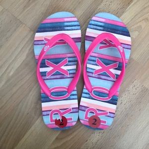 Roxy flip flops